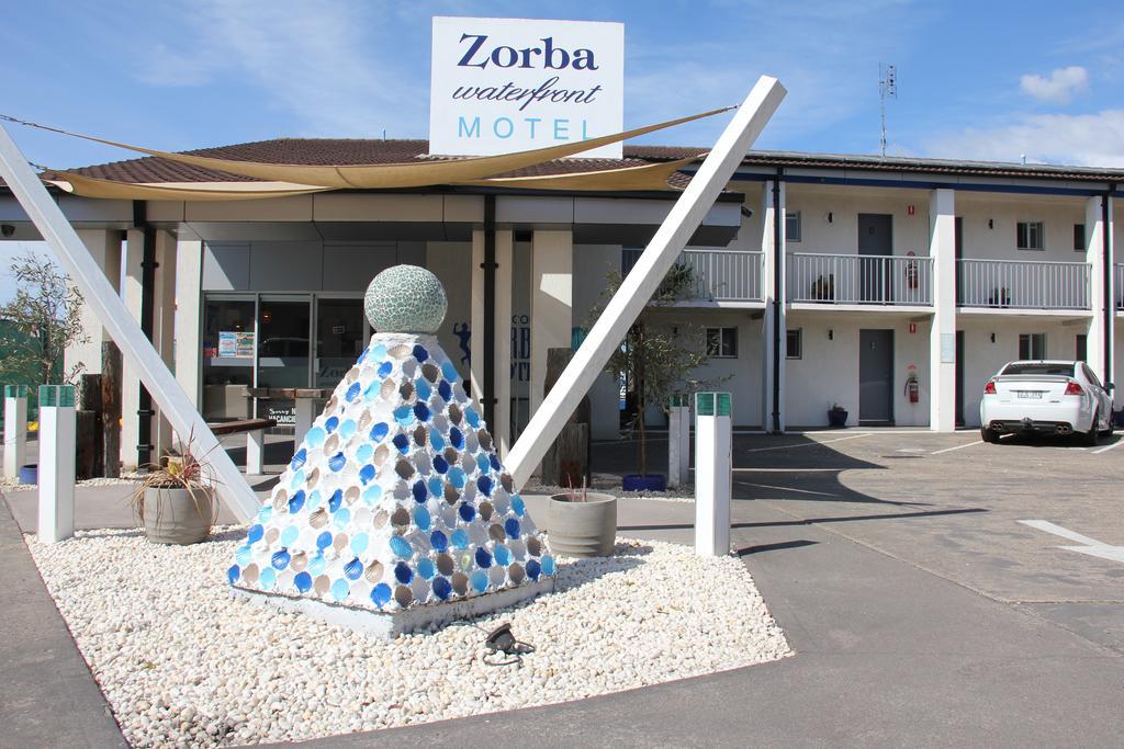 Zorba Waterfront Motel Batemans Bay Exterior foto